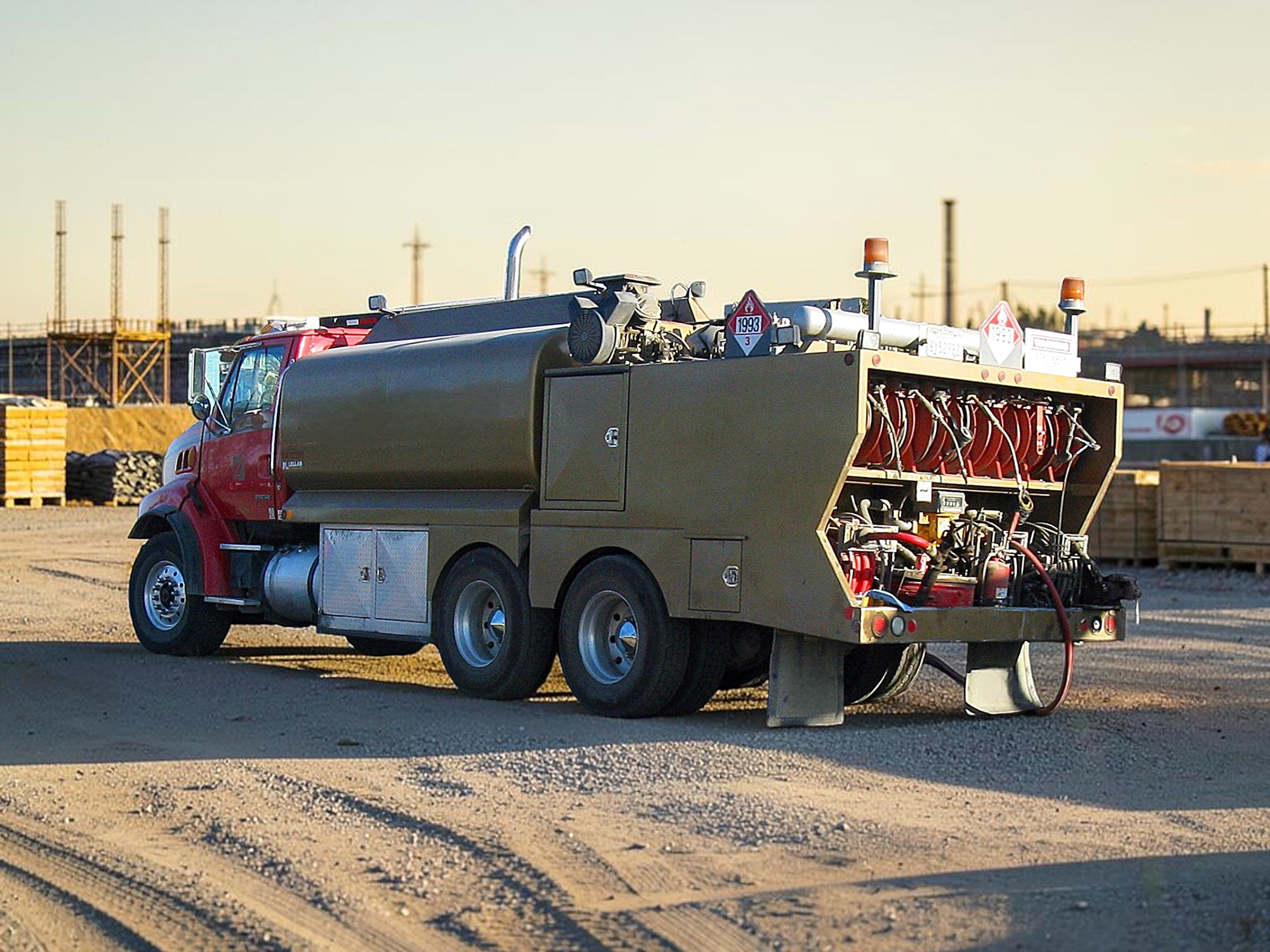 lube truck_field