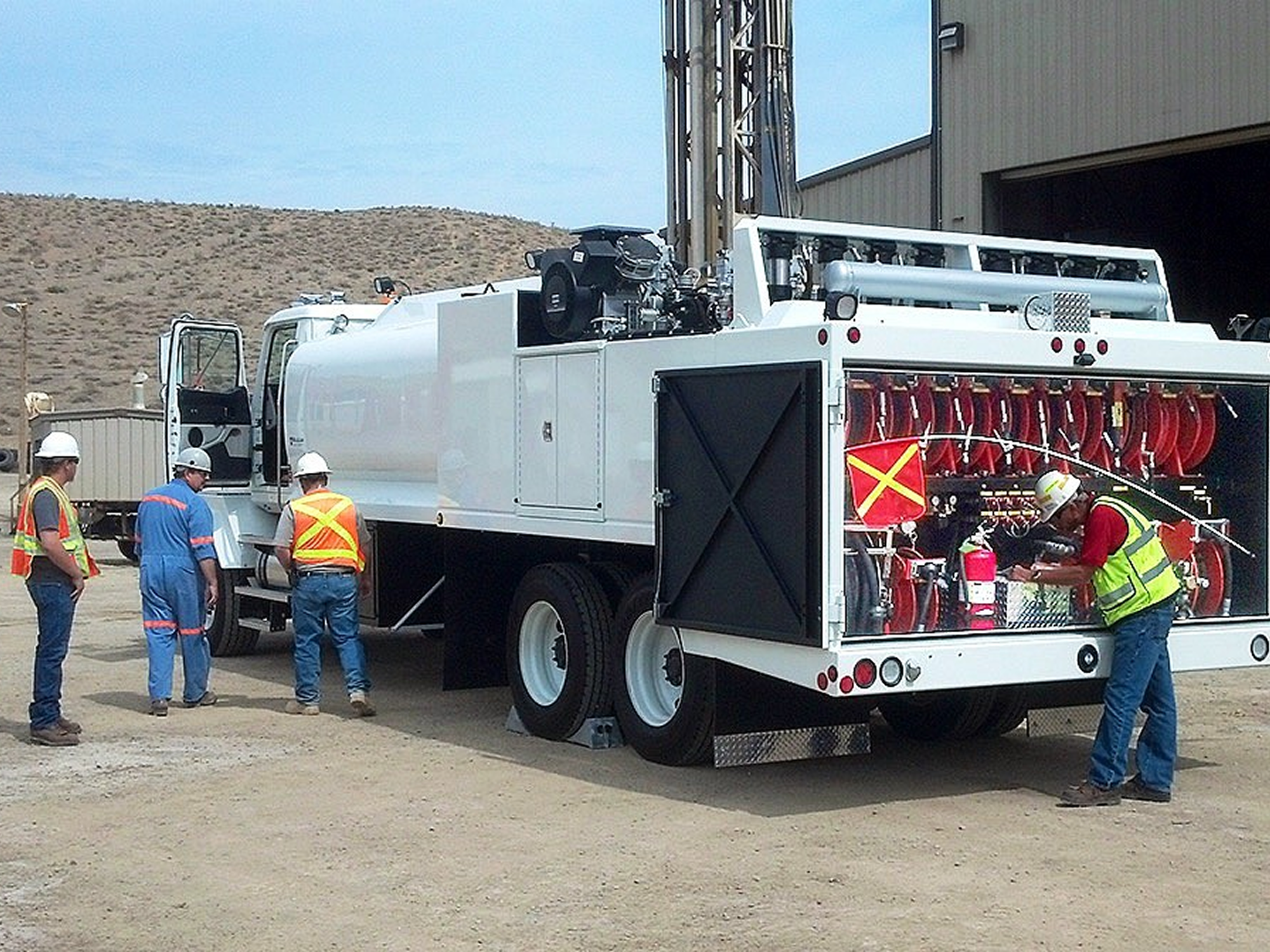 mclellan lube truck_workers