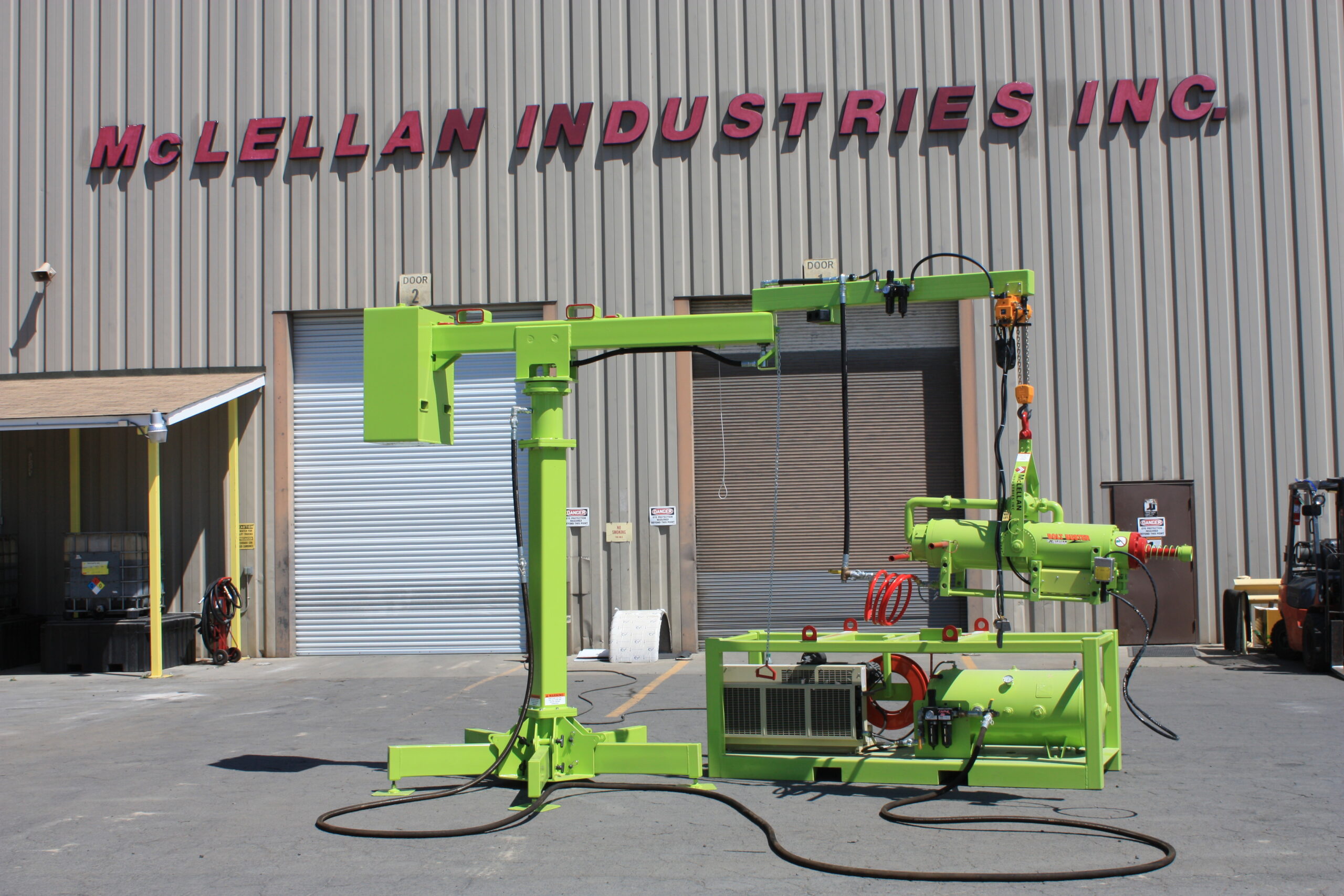 Pneumatic bolt buster, air prep unit and Jib crane